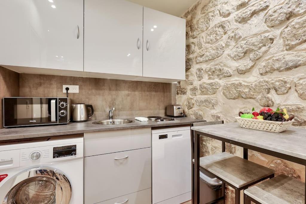 Studio Confortable Au Coeur De Paris Apartment Екстериор снимка